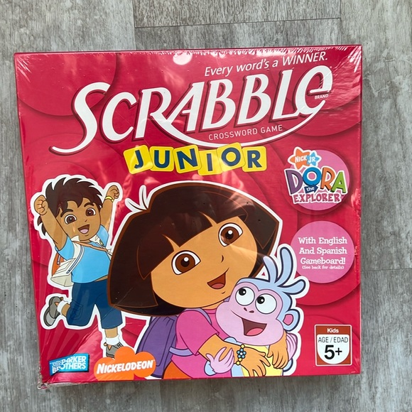 NIB Parker Bros. Scrabble Junior Dora the Explorer - Picture 1 of 4